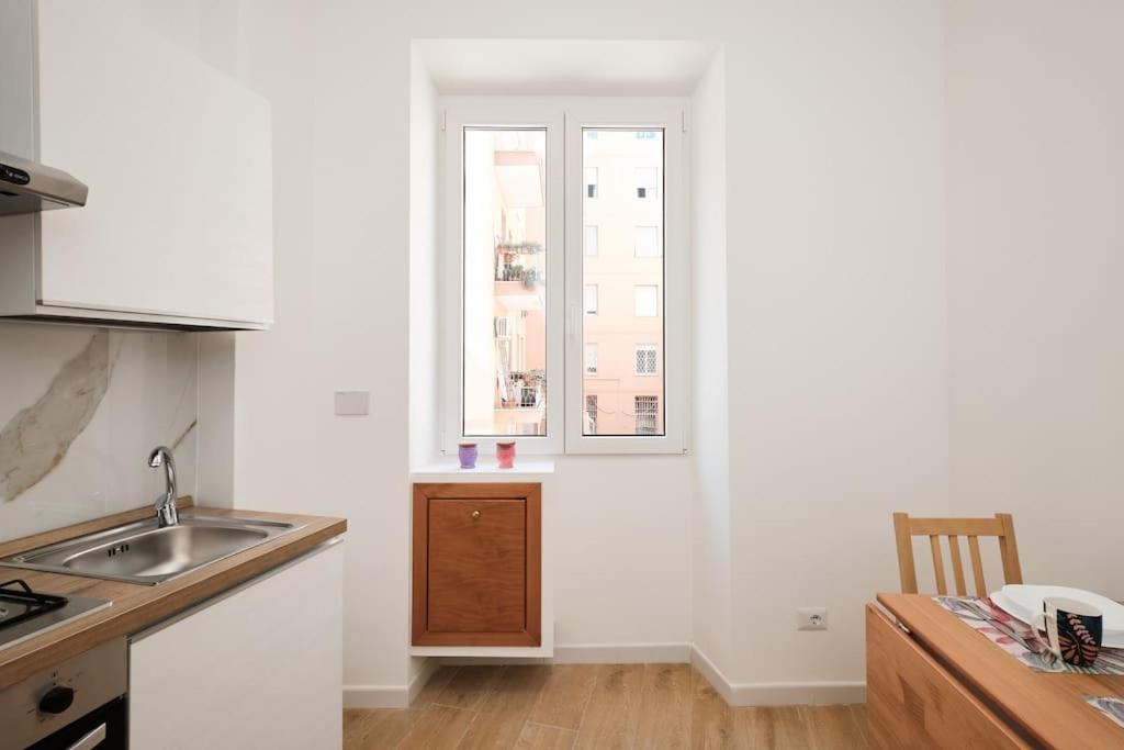 Appartement 20 Minuti Vaticano - Nido Shopping Folkoristico Rome