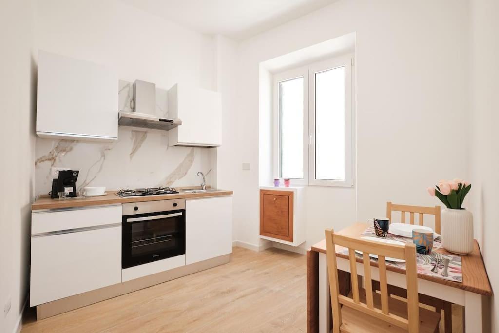 20 Minuti Vaticano - Nido Shopping Folkoristico Appartement Rome